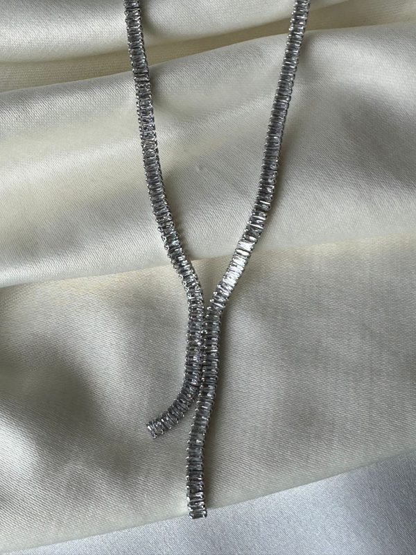 Baget Taşlı Su Yolu Silver Kolye & Küpe Set - Görsel 2