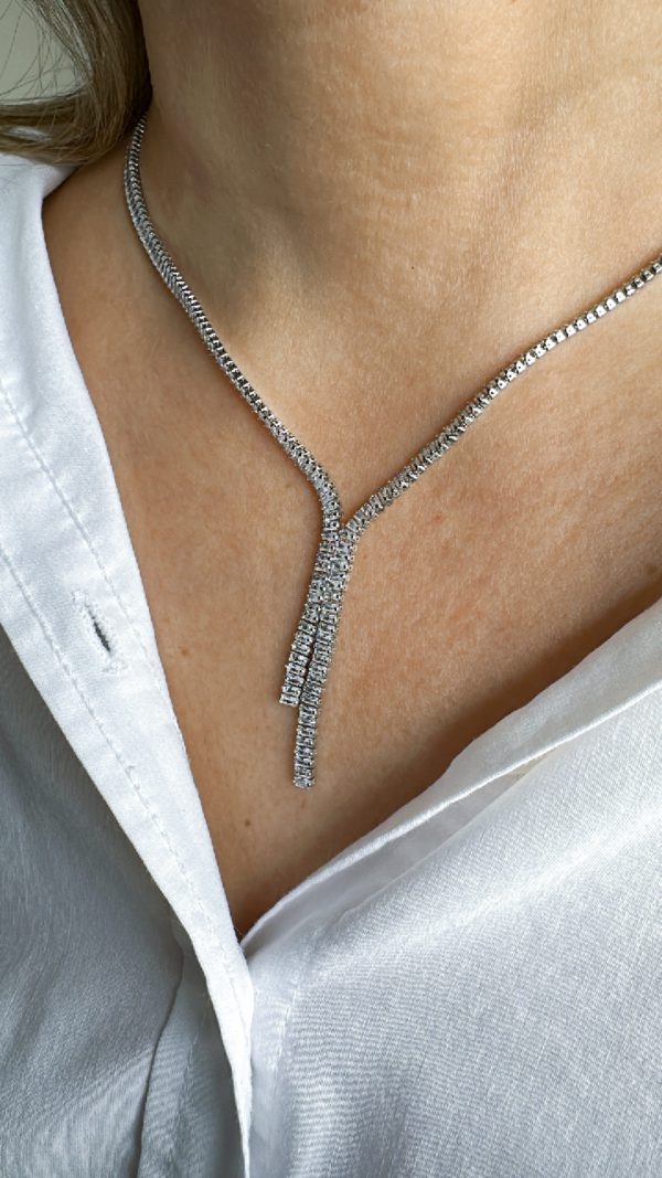 Baget Taşlı Su Yolu Silver Kolye & Küpe Set - Görsel 3