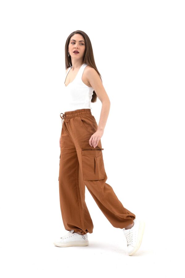 Yüksek Bel Beli ve Paçası Lastikli Paraşüt Kumaş Pantolon - Camel - Görsel 5